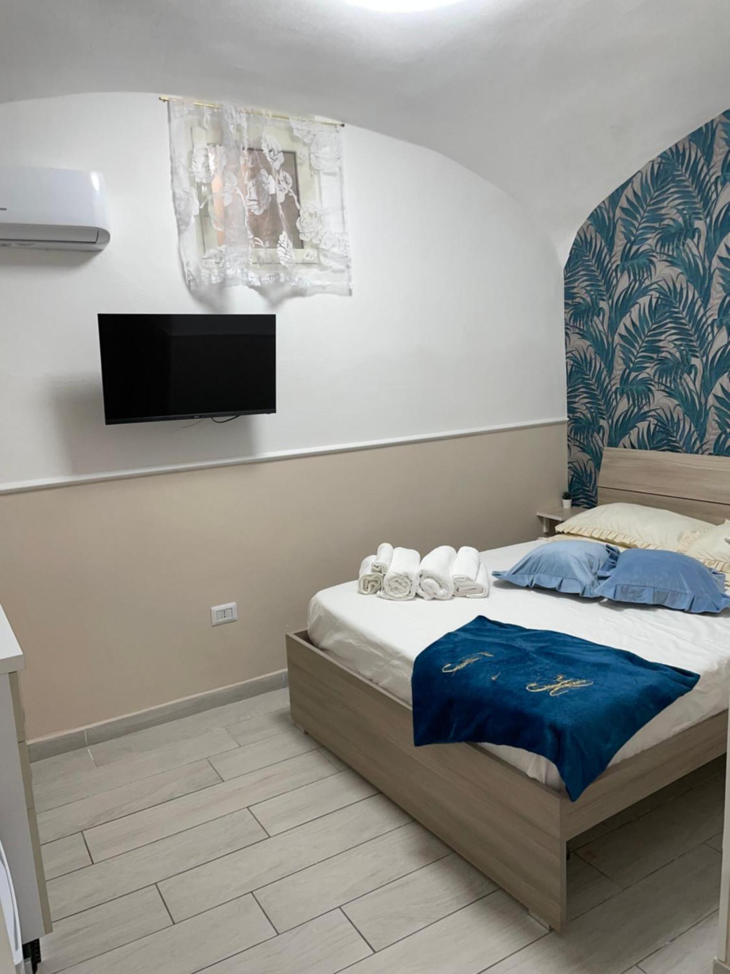 Titti House
